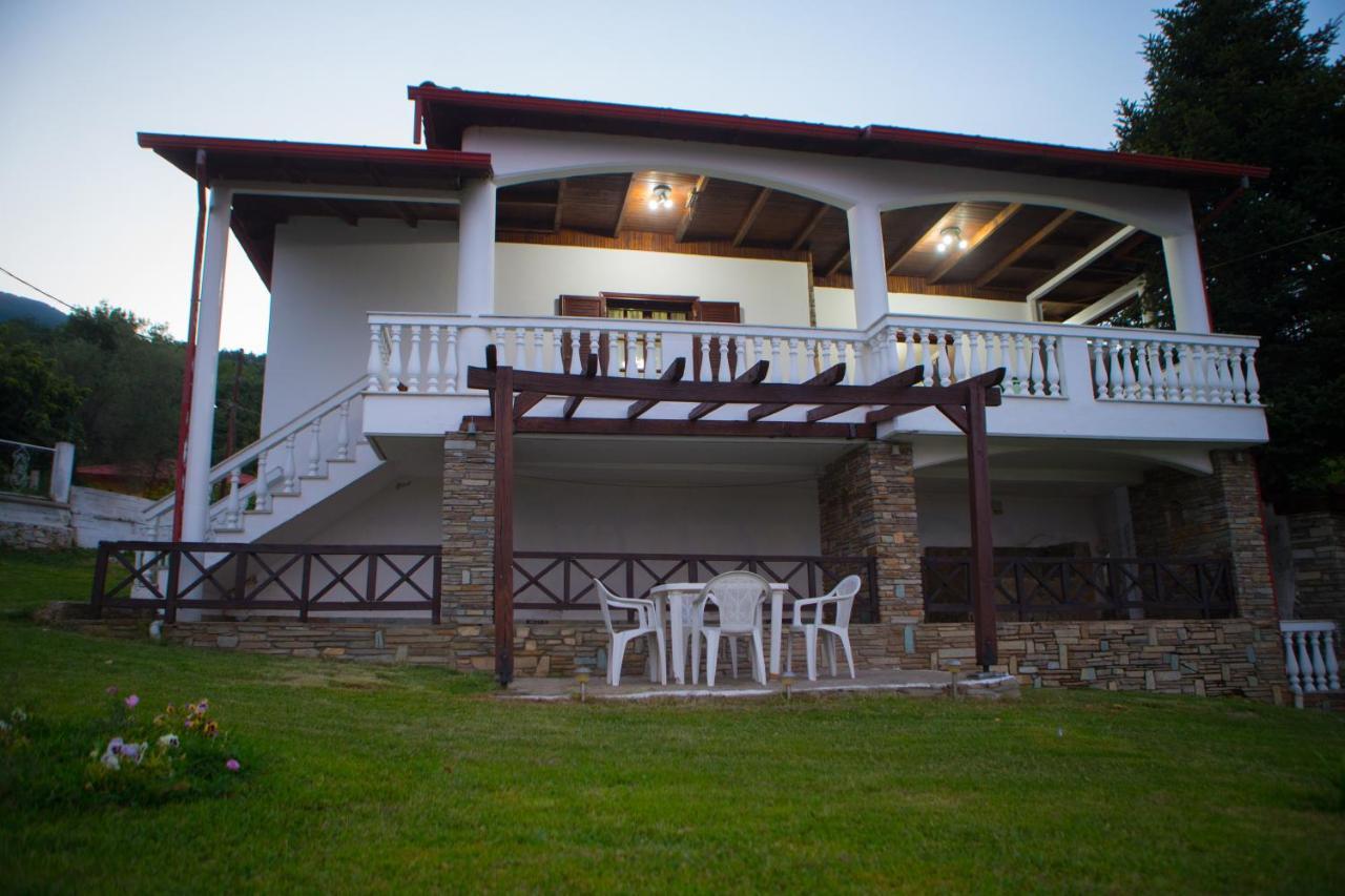 Villa Paradisos Likostomon Esterno foto