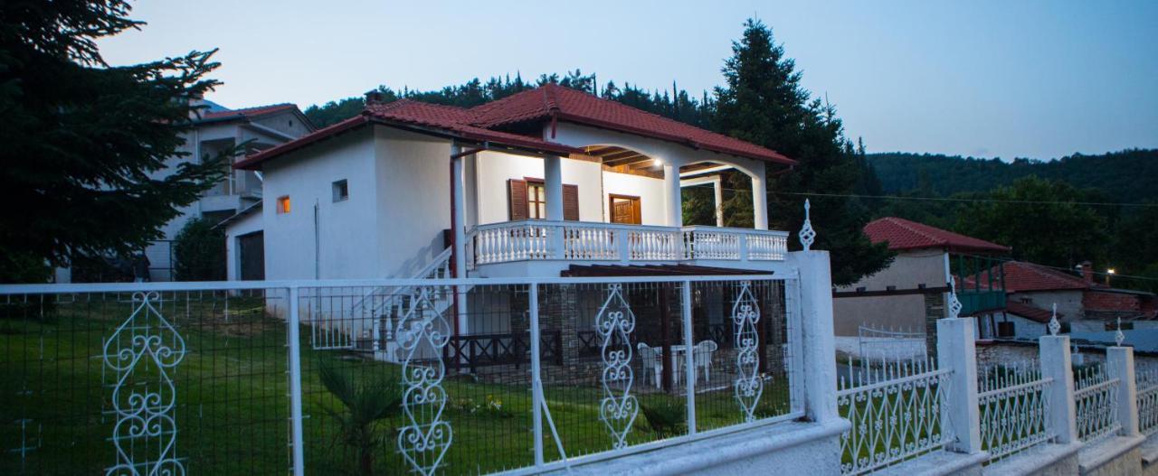 Villa Paradisos Likostomon Esterno foto