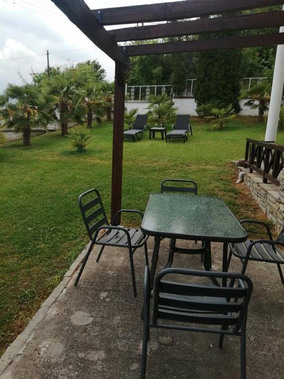 Villa Paradisos Likostomon Esterno foto